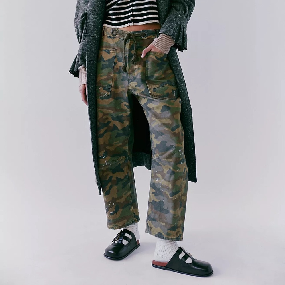 We The Free Moxie Printed Low-Slung Barrel Jeans